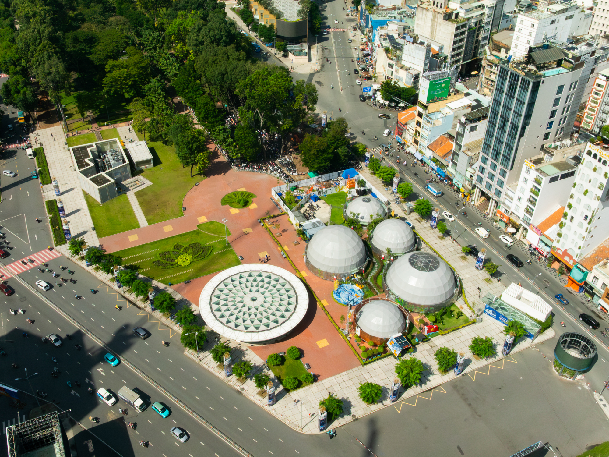 Vingroup khởi công đường sắt cao tốc sau chưa đầy một năm: Tốc độ kinh ngạc, Mỹ – Pháp – Nhật cũng thua xa - Ảnh 10. Vingroup khởi công đường sắt cao tốc sau chưa đầy một năm: Tốc độ kinh ngạc, Mỹ – Pháp – Nhật cũng thua xa - Ảnh 10.