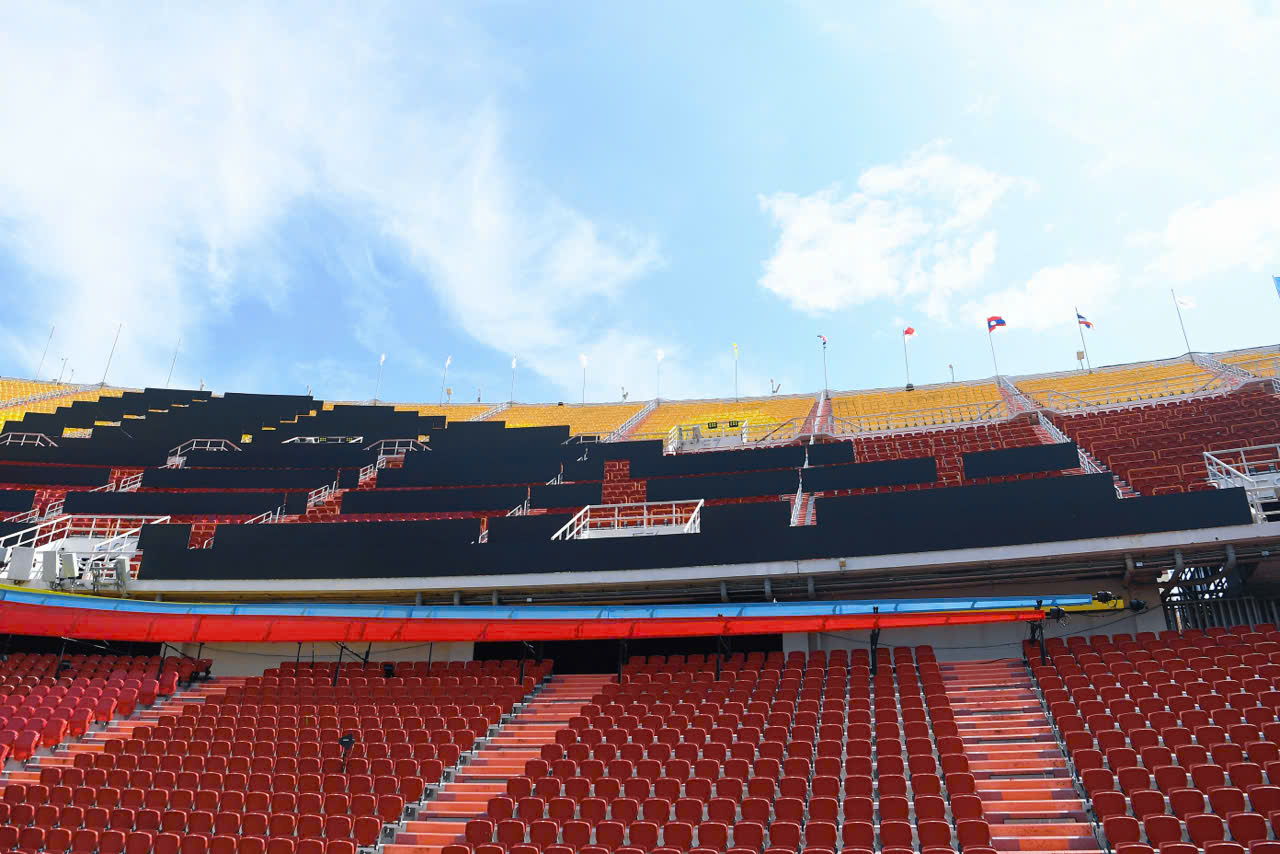 Độc đáo khai mạc SEA Games 33: Lộ màn biểu diễn mô tô nước bùng nổ, khung cảnh sân 50 nghìn chỗ gây choáng- Ảnh 8. Độc đáo khai mạc SEA Games 33: Lộ màn biểu diễn mô tô nước bùng nổ, khung cảnh sân 50 nghìn chỗ gây choáng- Ảnh 8.