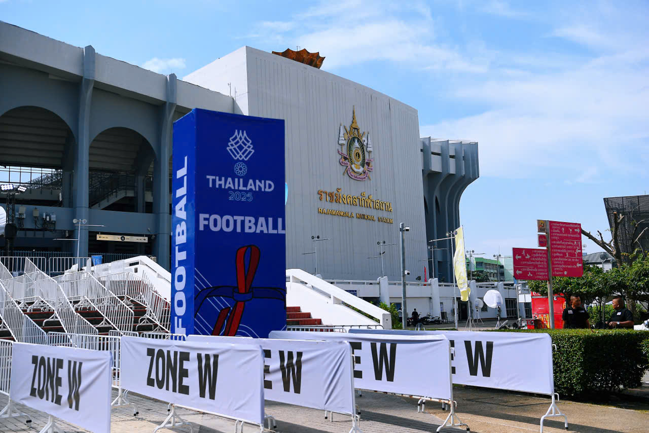 Độc đáo khai mạc SEA Games 33: Lộ màn biểu diễn mô tô nước bùng nổ, khung cảnh sân 50 nghìn chỗ gây choáng- Ảnh 14. Độc đáo khai mạc SEA Games 33: Lộ màn biểu diễn mô tô nước bùng nổ, khung cảnh sân 50 nghìn chỗ gây choáng- Ảnh 14.