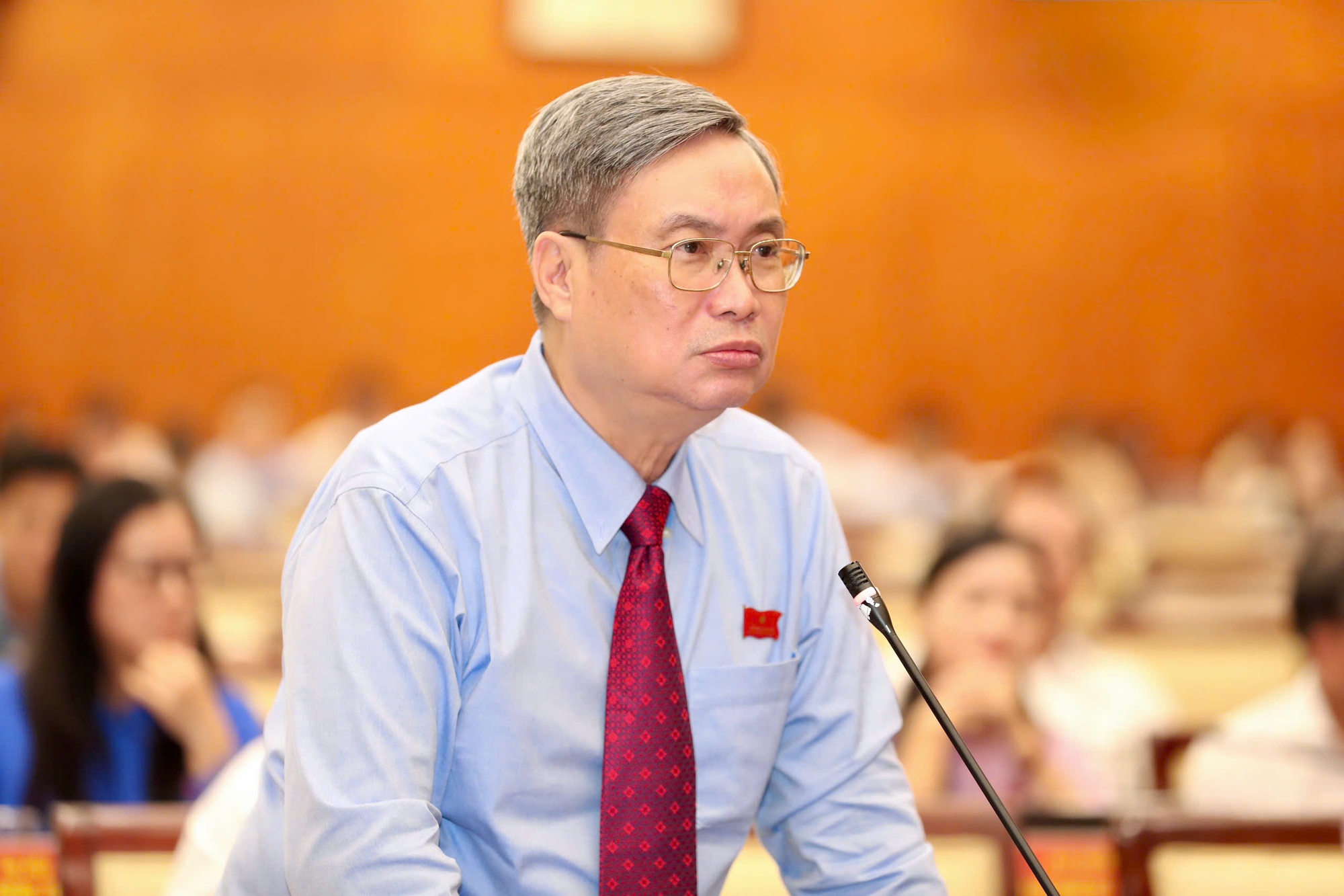 Sau nhiều vụ ngộ độc thực phẩm, đại biểu đề xuất áp dụng bảo hiểm thực phẩm bắt buộc - Ảnh 3.