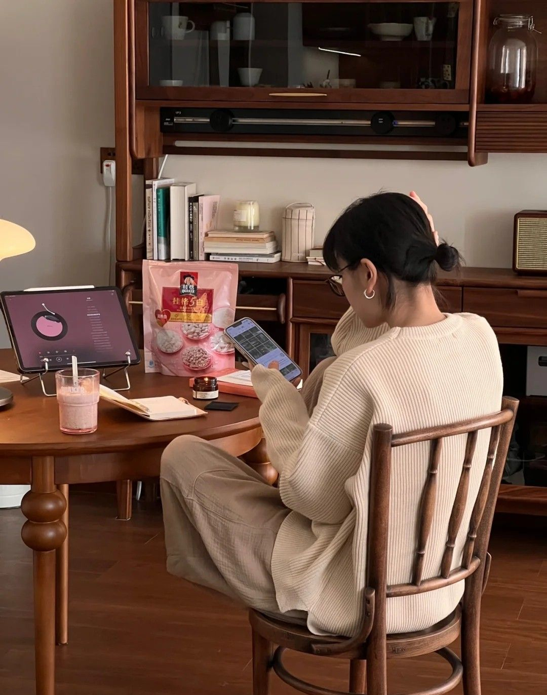 45 tuổi làm điều này, 60 tuổi sẽ cảm ơn chính mình!- Ảnh 1. 45 tuổi làm điều này, 60 tuổi sẽ cảm ơn chính mình!- Ảnh 1.