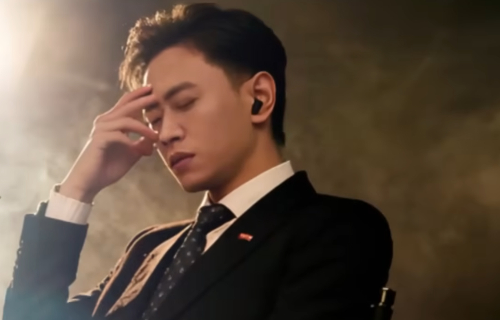 MV kệch cỡm của "tổng tài" Nguyễn Văn Thiên trước khi bị bắt: Lời như viết bằng AI, liên tục kể khổ- Ảnh 2.