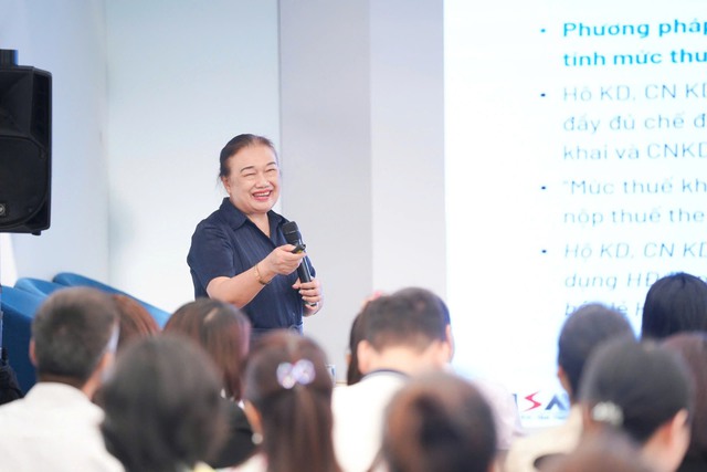 Chuyên gia Thuế: Một nữ lập trình viên ở Cầu Giấy nộp số thuế 33 tỷ đồng tương ứng mức 7% nhờ đăng ký, nếu không, thuế có thể lên tới 32% doanh thu - Ảnh 1.