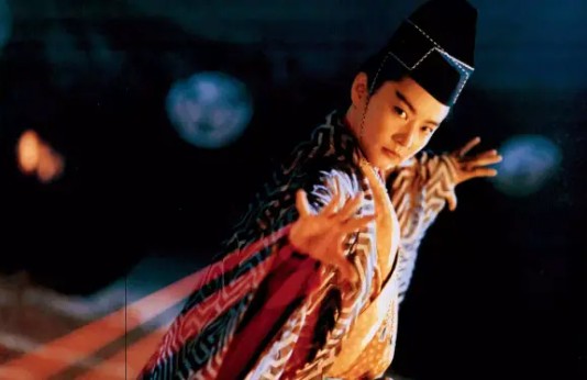 4 cao thủ cùng luyện Quỳ Hoa Bảo Điển, chỉ Đông Phương Bất Bại bỏ kiếm dùng kim thêu: Sự thật gây bất ngờ - Ảnh 5.