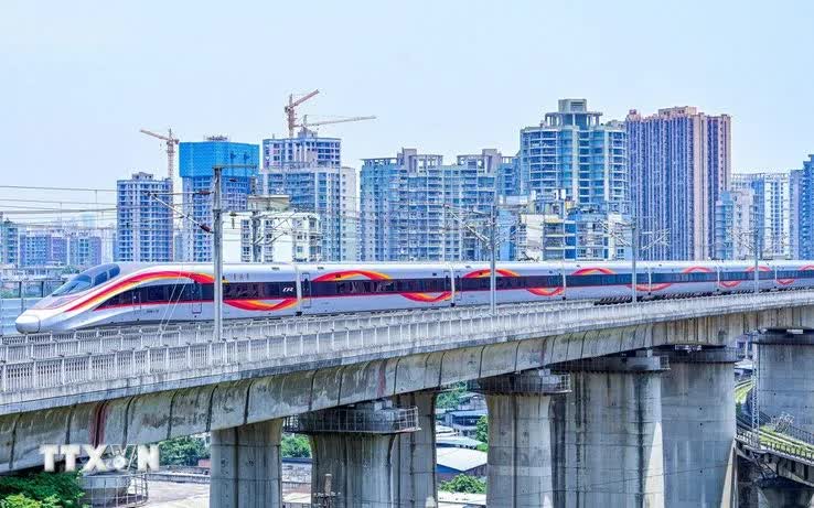 Tuyến đường sắt cao tốc Nam Ninh - Bằng Tường thúc đẩy kết nối Trung Quốc và Việt Nam - Ảnh 1.