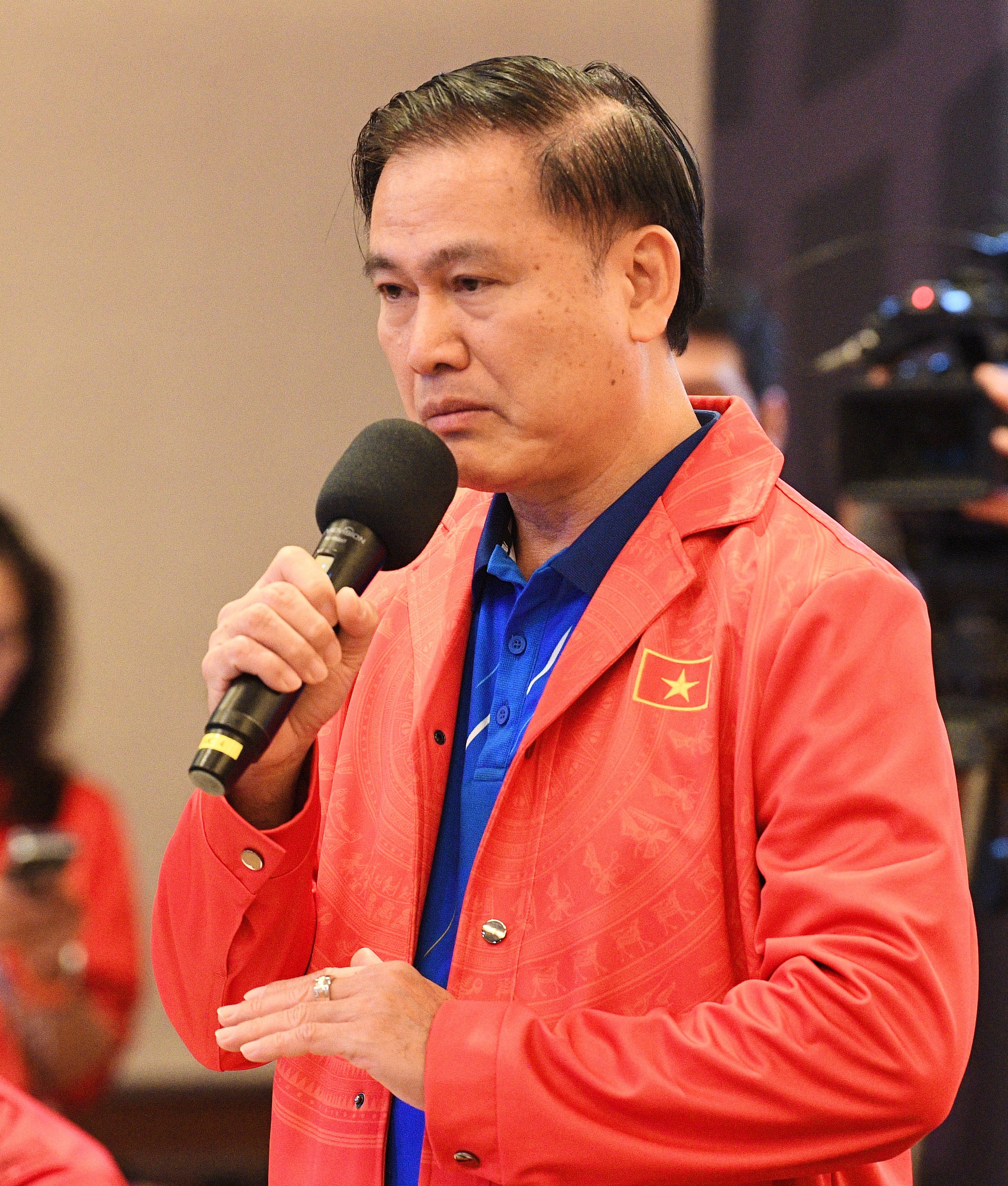 Tuyển nữ Việt Nam vất vả ở SEA Games 33, sân tập cách 40km, di chuyển mất tới 5 tiếng mỗi ngày- Ảnh 3.