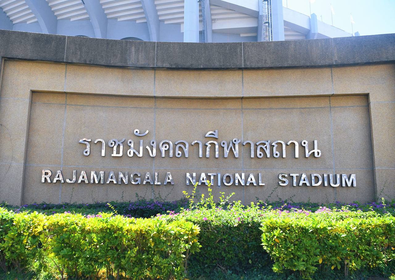 Cận cảnh xe dò bom mìn xuất hiện tại SVĐ Rajamangala trước giờ lễ khai mạc SEA Games 33- Ảnh 13.