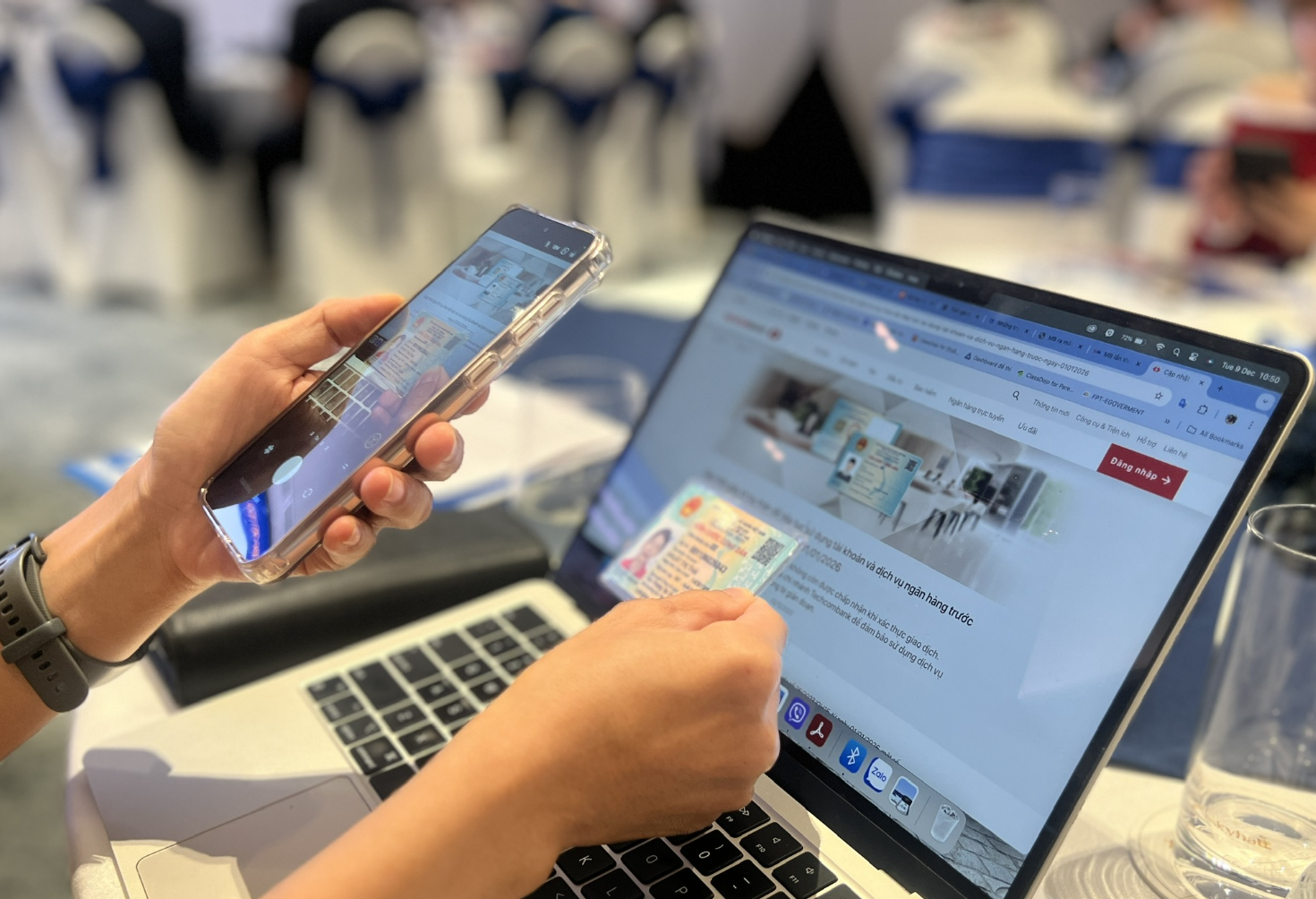 Tránh gián đoạn giao dịch ngân hàng từ 2026 bằng cách cập nhật thông tin cá nhân - Ảnh 2. Tránh gián đoạn giao dịch ngân hàng từ 2026 bằng cách cập nhật thông tin cá nhân - Ảnh 2.