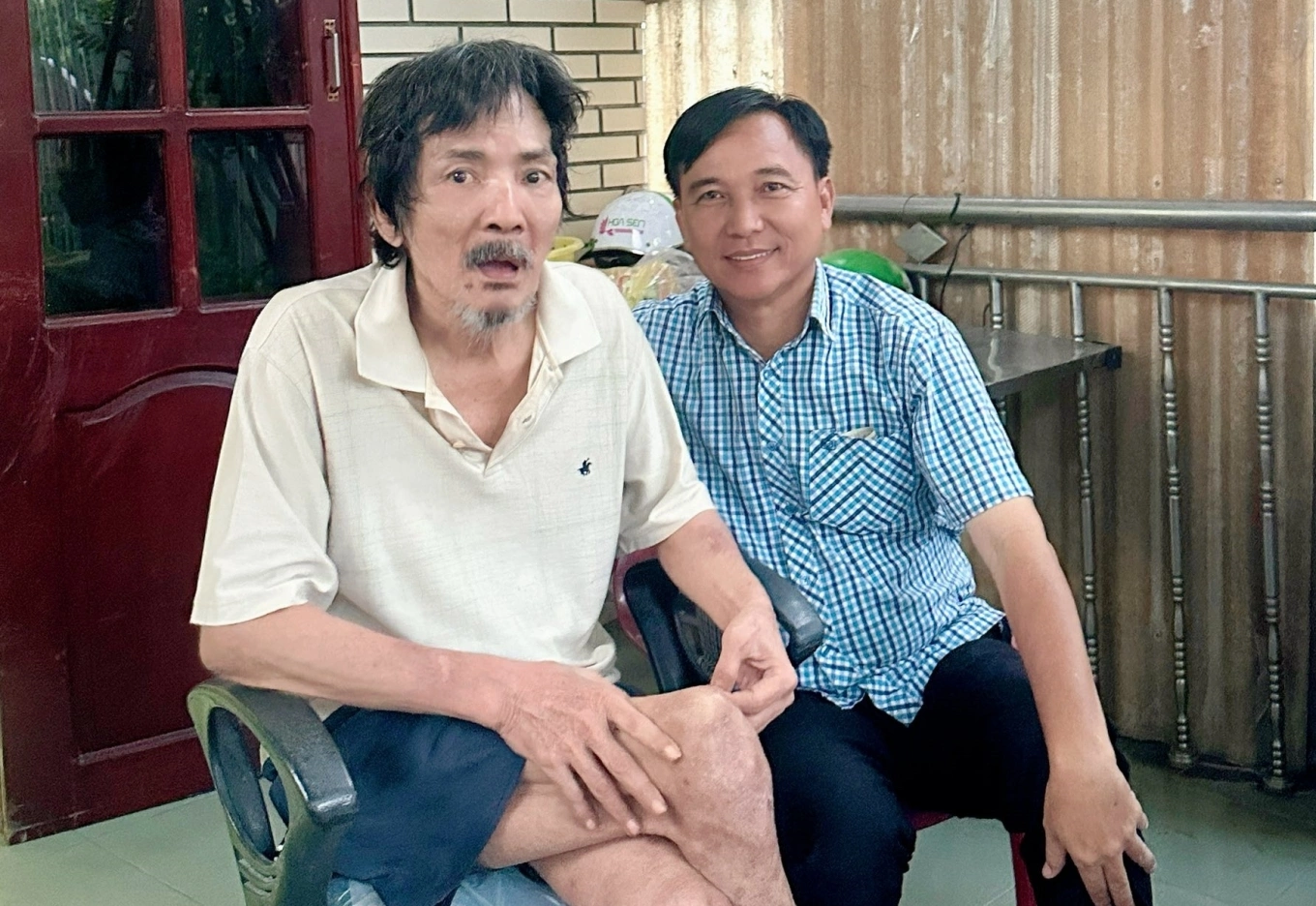 Cuộc sống của Thương Tín trước lúc qua đời: Trầm cảm, cân nặng chỉ còn 40 kg, từ chối làm 1 việc - Ảnh 2. Cuộc sống của Thương Tín trước lúc qua đời: Trầm cảm, cân nặng chỉ còn 40 kg, từ chối làm 1 việc - Ảnh 2.