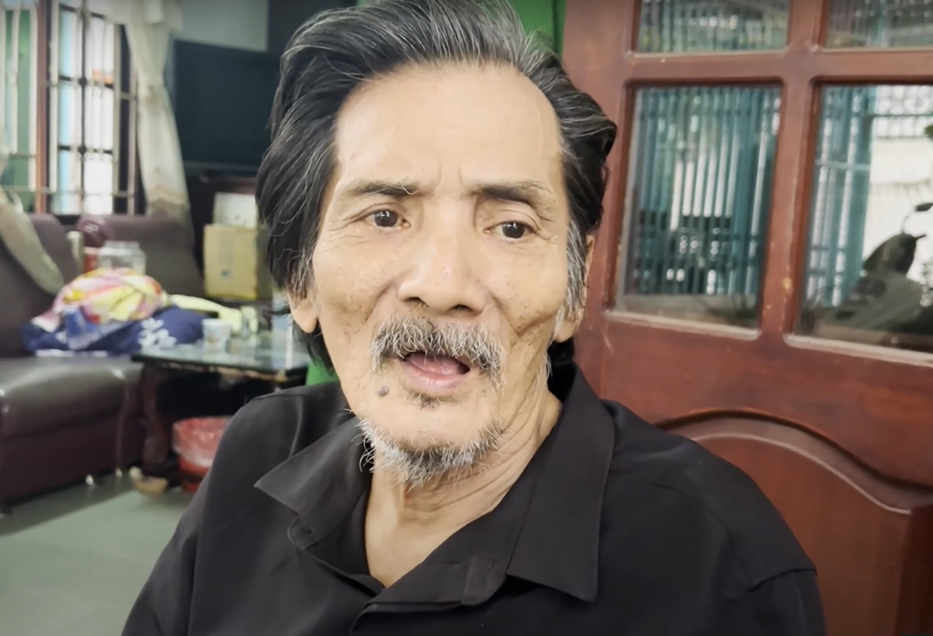 Cuộc sống của Thương Tín trước lúc qua đời: Trầm cảm, cân nặng chỉ còn 40 kg, từ chối làm 1 việc - Ảnh 1. Cuộc sống của Thương Tín trước lúc qua đời: Trầm cảm, cân nặng chỉ còn 40 kg, từ chối làm 1 việc - Ảnh 1.