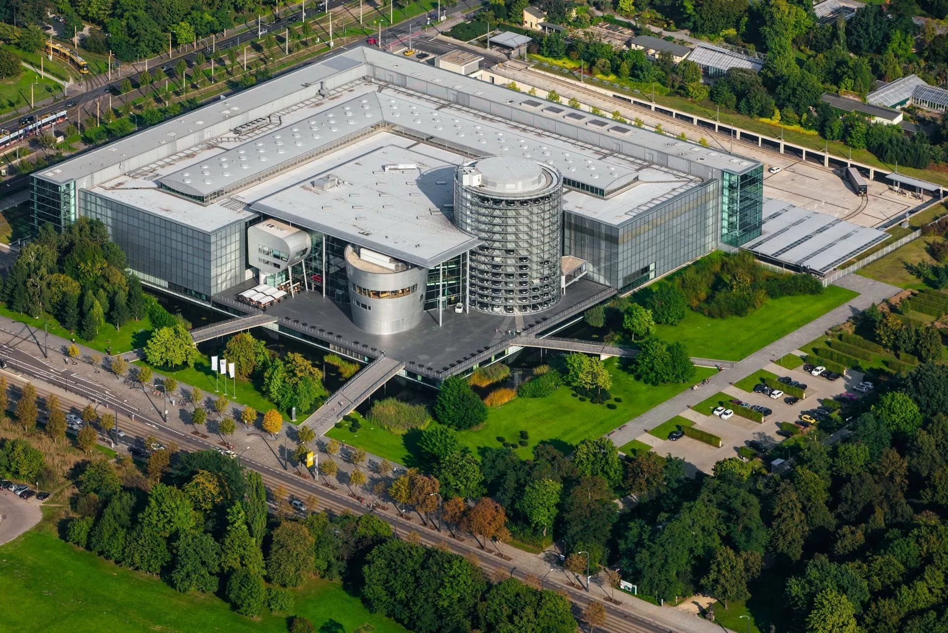 Một công ty trả gần 1 tỷ chỉ để công nhân chuyển chỗ làm – Tưởng ‘sộp’ lắm rồi nhưng nhân viên vẫn phản đối dữ dội - Ảnh 1.