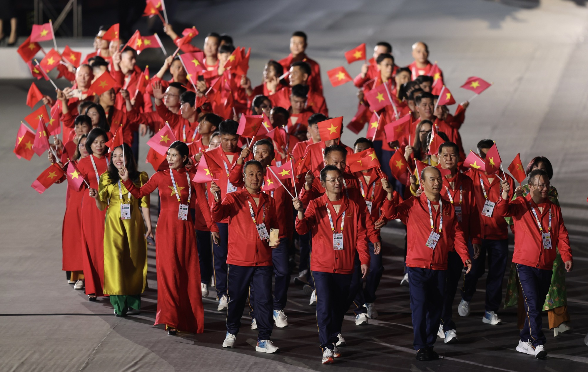 Nhiều "sạn" trong buổi lễ khai mạc SEA Games 33 - Ảnh 15.