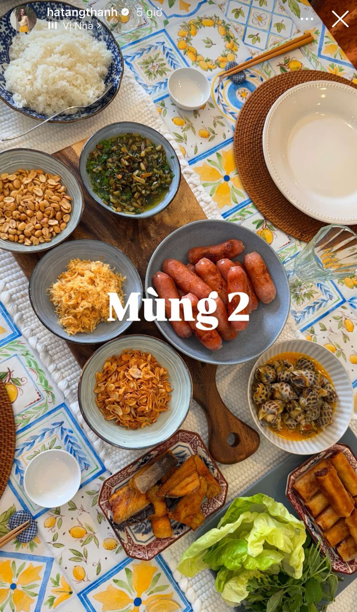 Tết của hội mỹ nh&acirc;n đ&igrave;nh đ&aacute;m: Mai Ngọc "xả ảnh" năm đầu l&agrave;m d&acirc;u, H&agrave; Tăng đảm đang kh&oacute; ai vượt mặt - Ảnh 12.