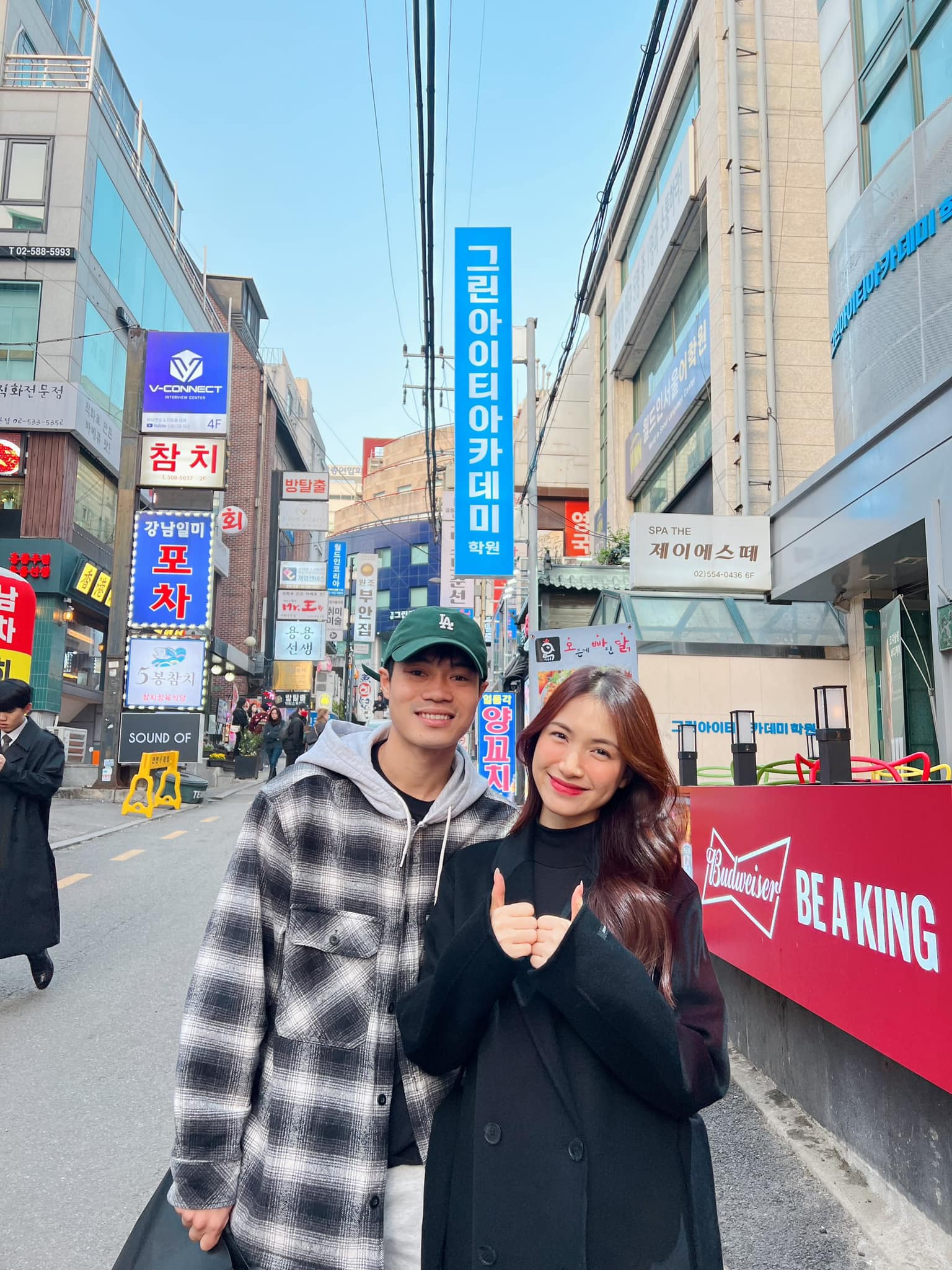Hòa Minzy công khai “đòi quà” từ Văn Toàn còn dằn mặt “sống đàng hoàng đi”, đàng trai phản ứng cực bất ngờ- Ảnh 3. Hòa Minzy công khai “đòi quà” từ Văn Toàn còn dằn mặt “sống đàng hoàng đi”, đàng trai phản ứng cực bất ngờ- Ảnh 3.