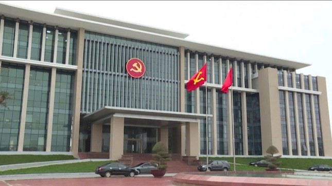 Tỉnh ủy Quảng Bình rà soát cán bộ xin nghỉ hưu theo nguyện vọng - Ảnh 1.