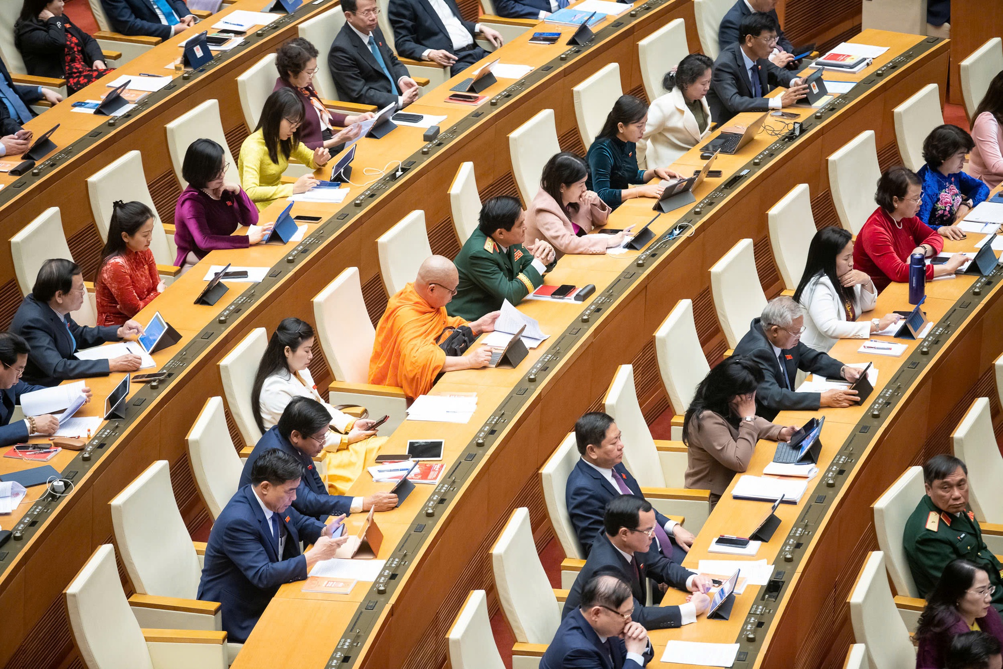 TỔNG THUẬT: KHAI MẠC KỲ HỌP BẤT THƯỜNG LẦN THỨ 9, QUỐC HỘI KHÓA XV- Ảnh 12.