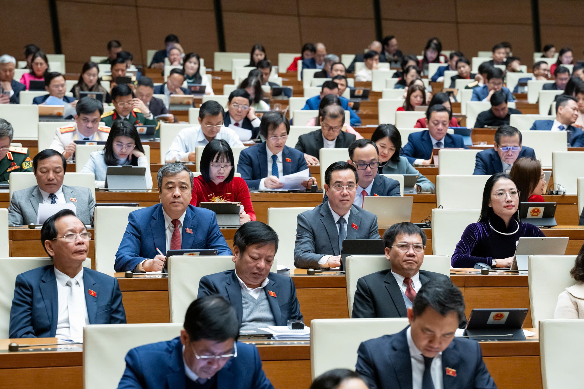 TỔNG THUẬT: KHAI MẠC KỲ HỌP BẤT THƯỜNG LẦN THỨ 9, QUỐC HỘI KHÓA XV- Ảnh 15.