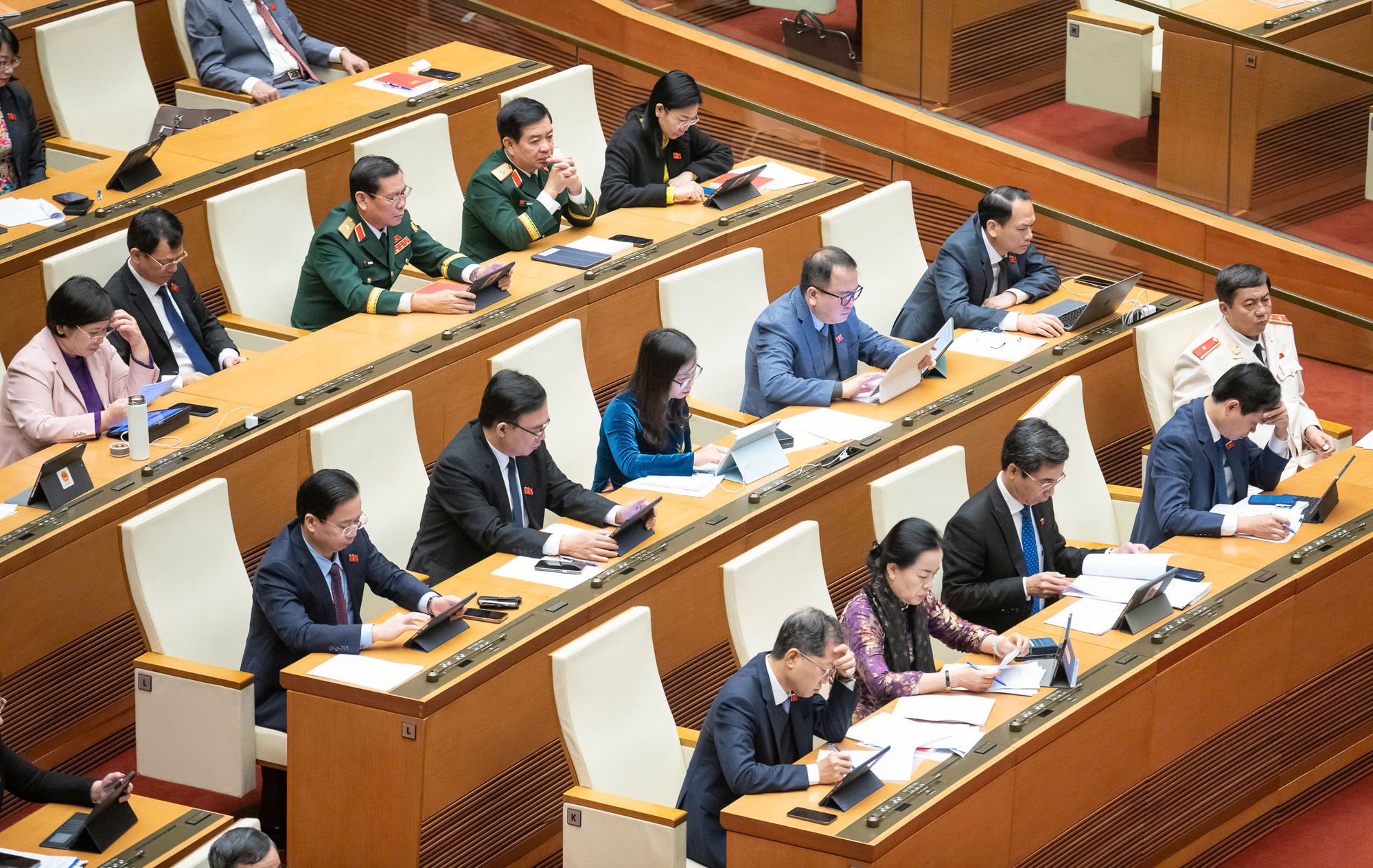 TỔNG THUẬT: KHAI MẠC KỲ HỌP BẤT THƯỜNG LẦN THỨ 9, QUỐC HỘI KHÓA XV- Ảnh 25.