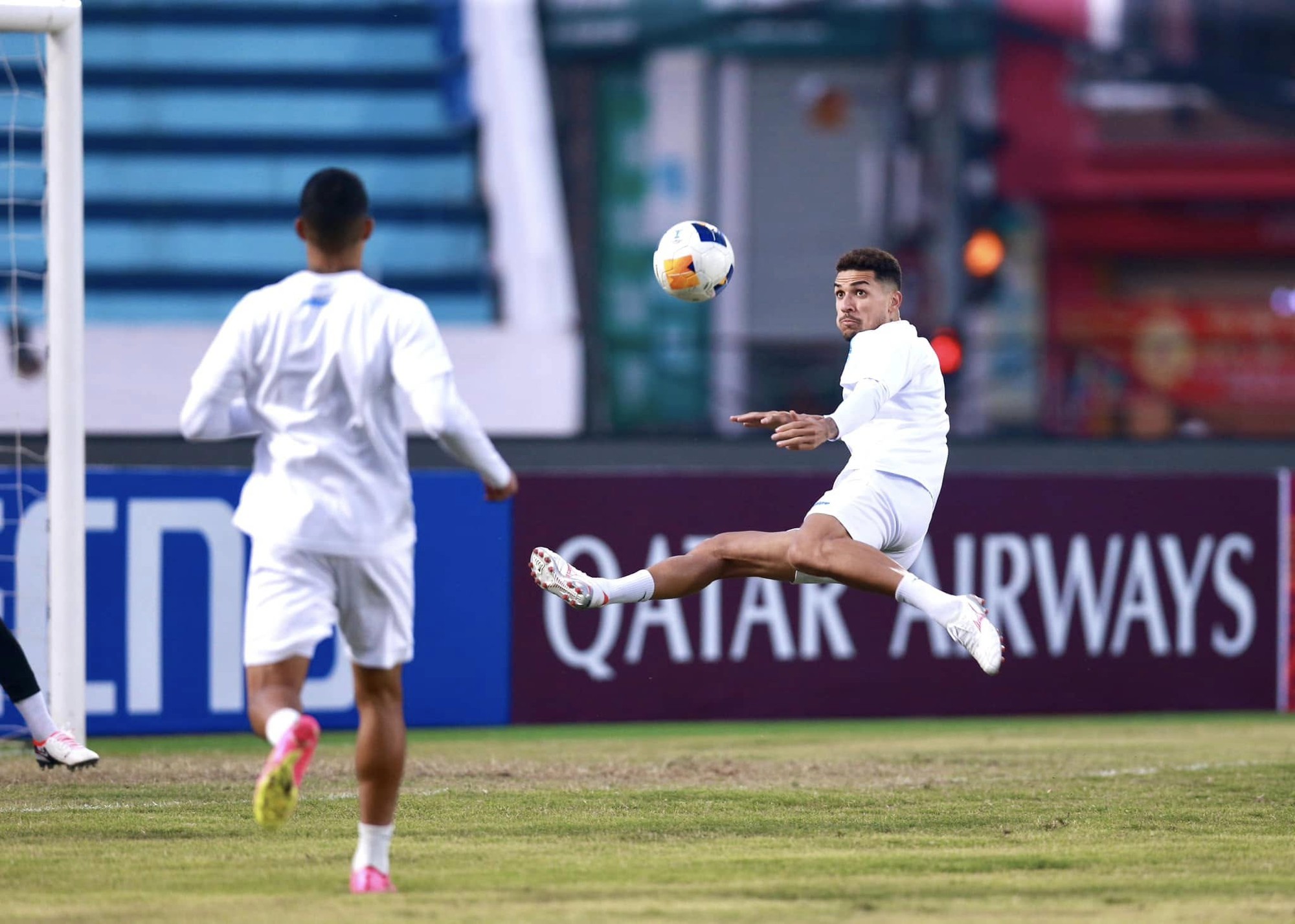 Nhà vô địch V-League khó thắng "ông lớn" Nhật Bản - Ảnh 1. Nhà vô địch V-League khó thắng "ông lớn" Nhật Bản - Ảnh 1.