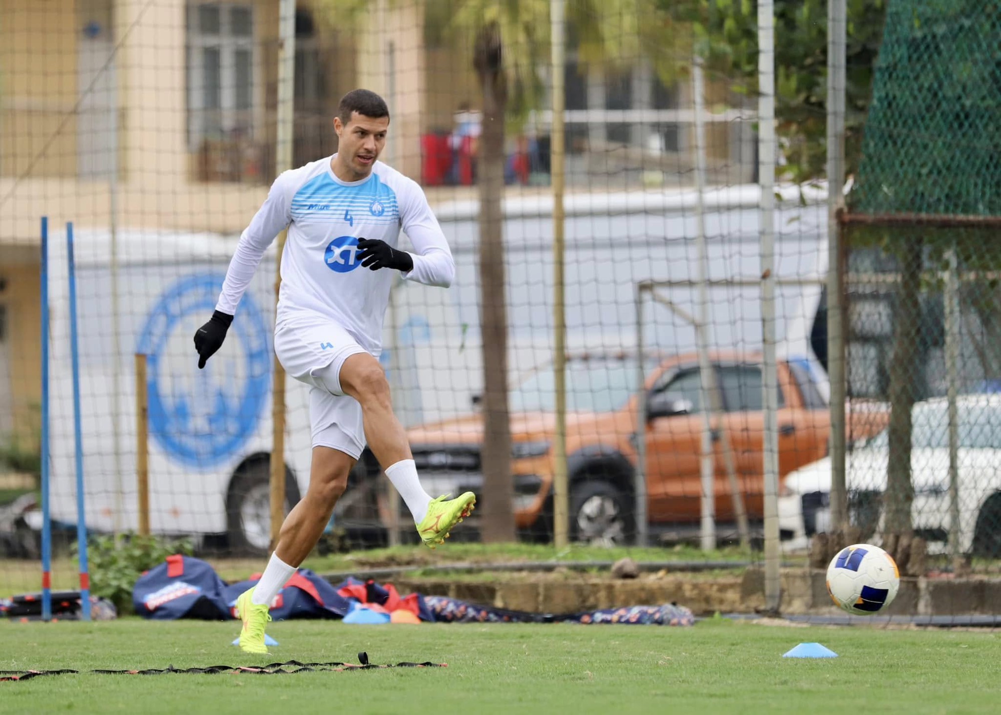 Nhà vô địch V-League khó thắng "ông lớn" Nhật Bản - Ảnh 5. Nhà vô địch V-League khó thắng "ông lớn" Nhật Bản - Ảnh 5.