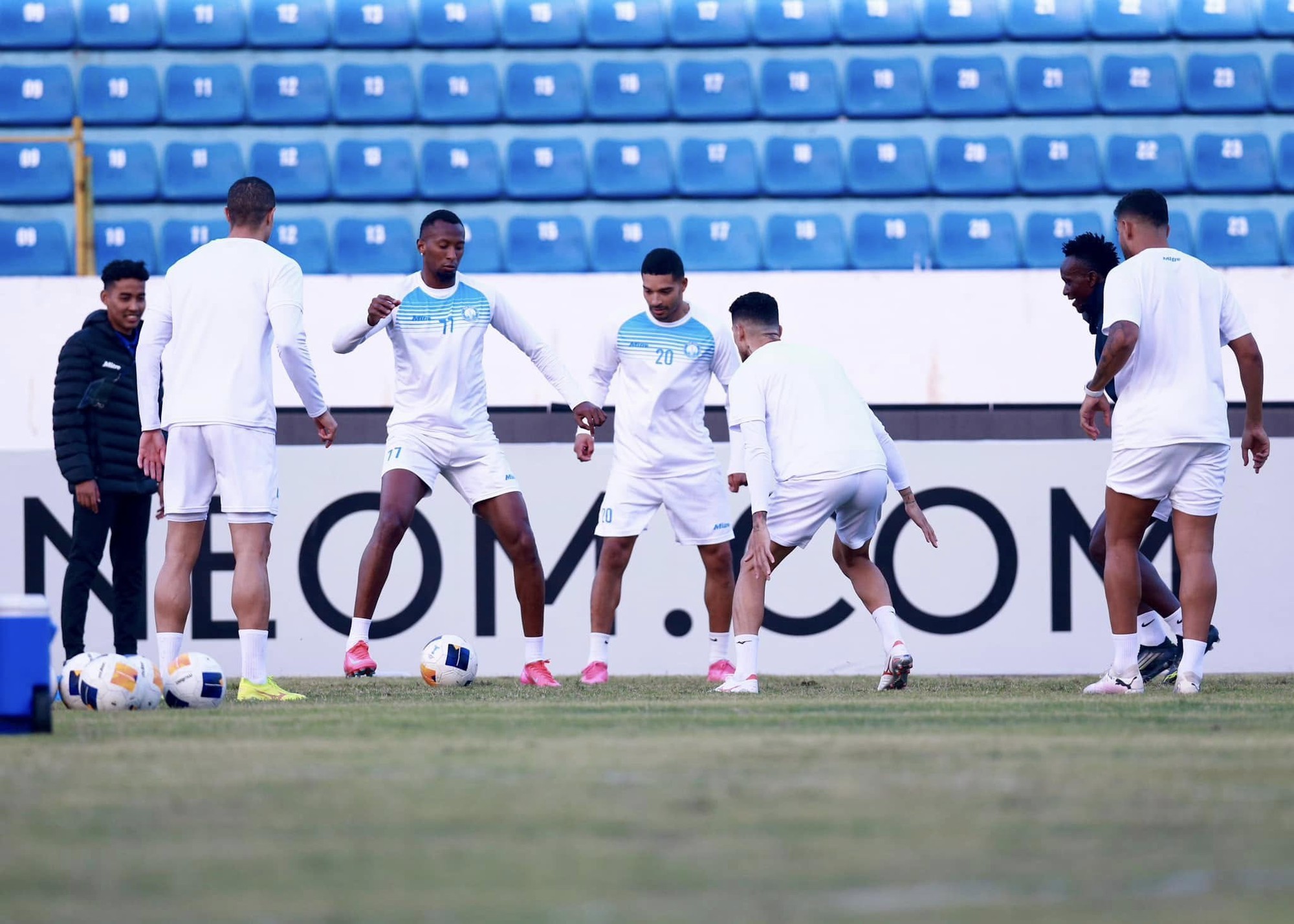 Nhà vô địch V-League khó thắng "ông lớn" Nhật Bản - Ảnh 2. Nhà vô địch V-League khó thắng "ông lớn" Nhật Bản - Ảnh 2.