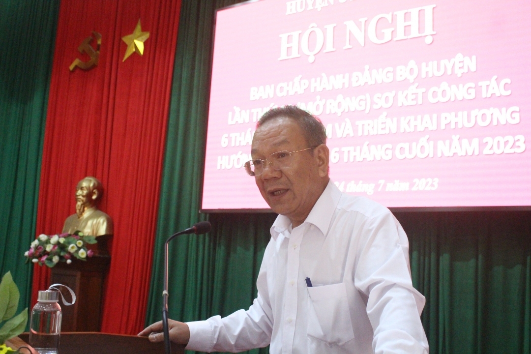 Lãnh đạo tự nguyện nghỉ hưu sớm để tinh gọn bộ máy và tạo cơ hội cho người trẻ - Ảnh 2.