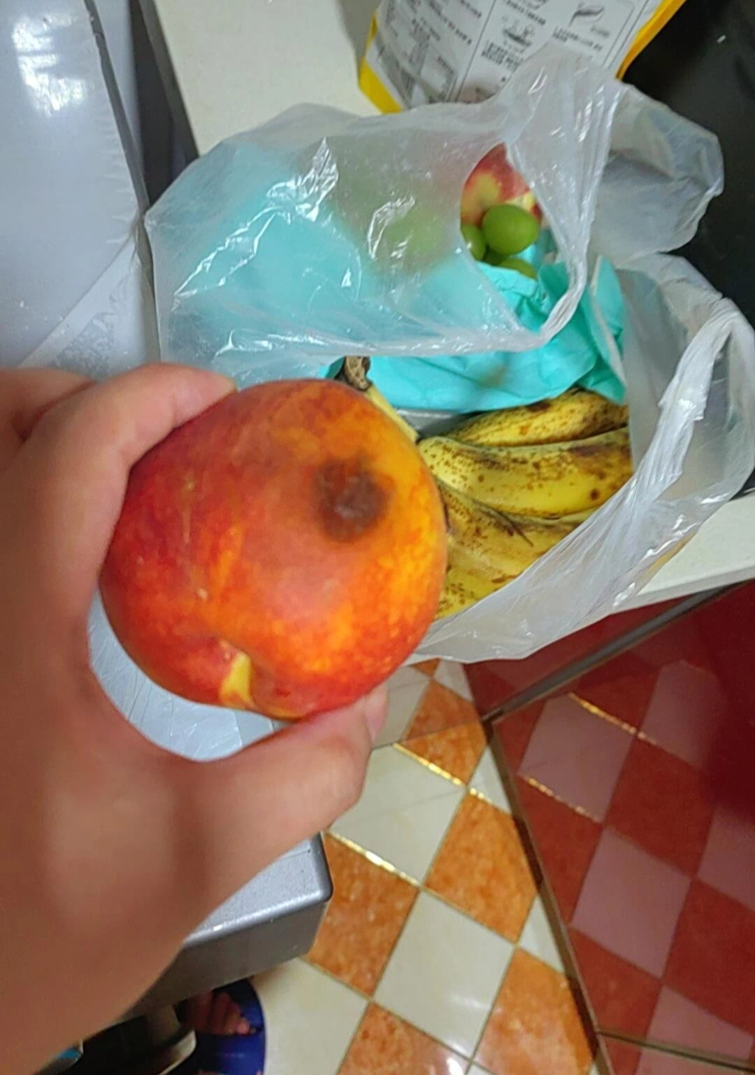 Người ngh&egrave;o c&oacute; 6 kiểu tiết kiệm tưởng kh&ocirc;n ngoan h&oacute;a ra lại tự "chuốc họa v&agrave;o th&acirc;n" - Ảnh 4.