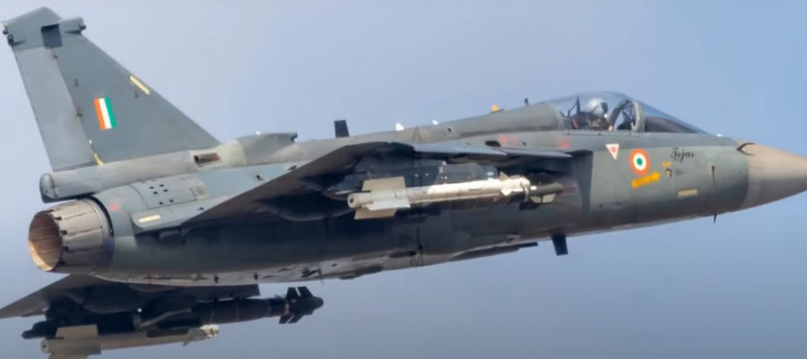 Ấn Độ sản xuất bom AASM Hammer sau thành công tại Ukraine - Ảnh 2.