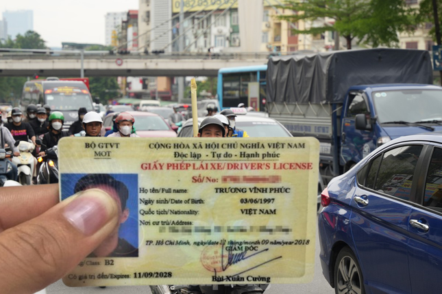 Thông tin cấp đổi giấy phép lái xe mới nhất theo quy định TTATGTĐB 2024 - Ảnh 1. Thông tin cấp đổi giấy phép lái xe mới nhất theo quy định TTATGTĐB 2024 - Ảnh 1.