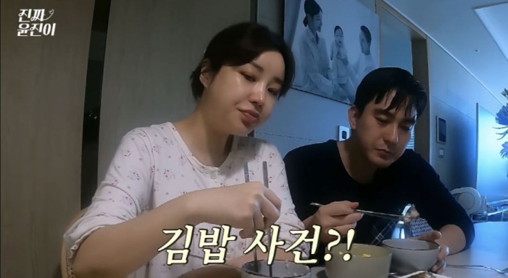 Nữ diễn vi&ecirc;n nổi đi&ecirc;n, qu&aacute;t th&aacute;o, trừng phạt chồng chỉ v&igrave; 1 chuyện khiến kh&aacute;n giả sốc nặng- Ảnh 1.