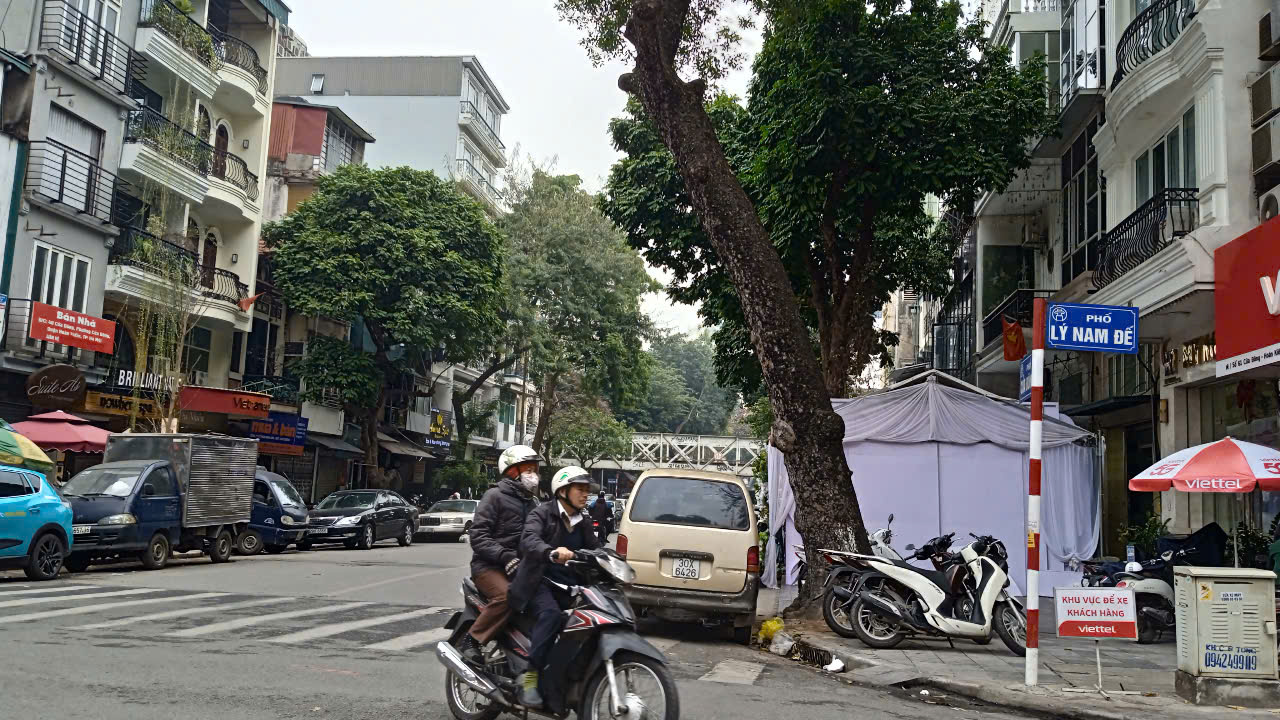 Vụ việc đánh tài xế Hà Nội: Có xử lý khi không trình báo? - Ảnh 2.