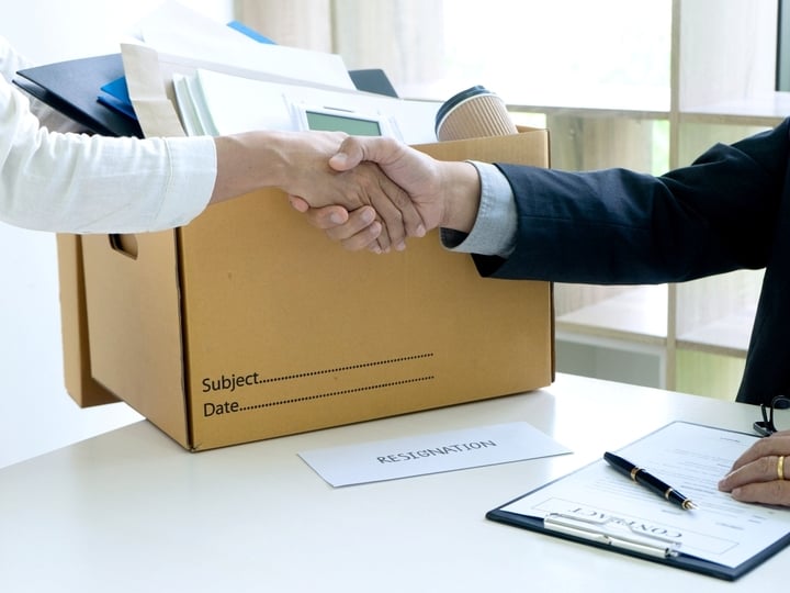 TP . HCM miễn nhiệm cán bộ kém năng lực và uy tín - Ảnh 1.