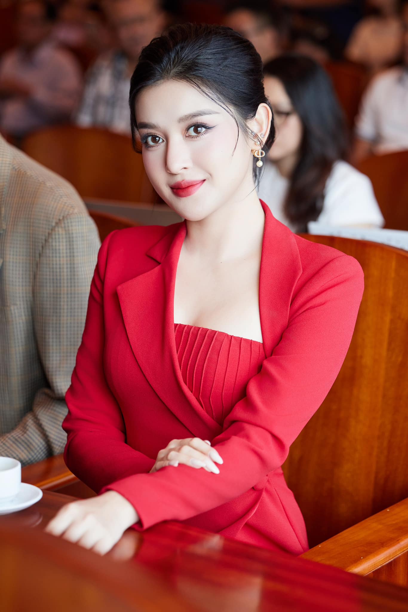 - Ảnh 6. - Ảnh 6.