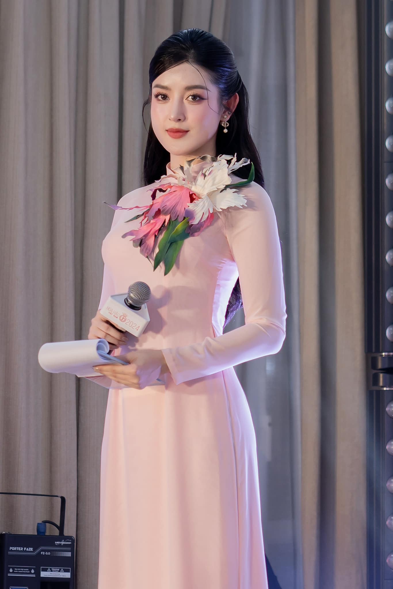 - Ảnh 4. - Ảnh 4.