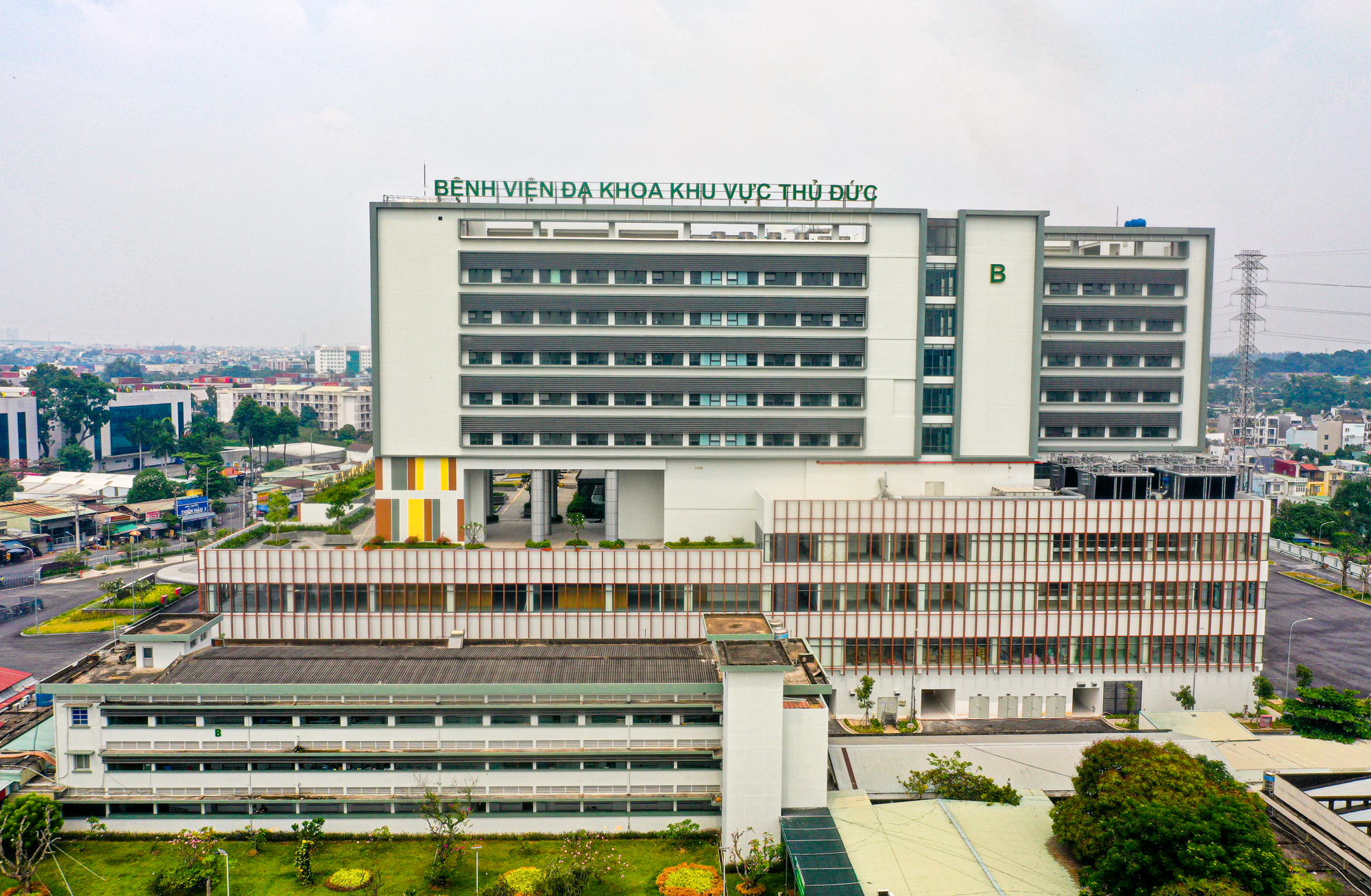 Toàn cảnh bệnh viện xanh, trị giá gần 2.000 tỷ đồng, sắp đưa vào sử dụng ở cửa ngõ Thành phố Hồ Chí Minh - Ảnh 9.