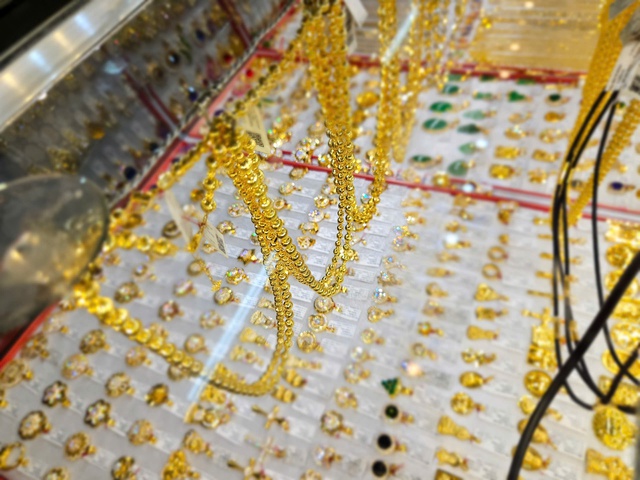 V&igrave; sao Ng&acirc;n h&agrave;ng Nh&agrave; nước kh&ocirc;ng quản l&yacute; gi&aacute; v&agrave;ng? - Ảnh 1.