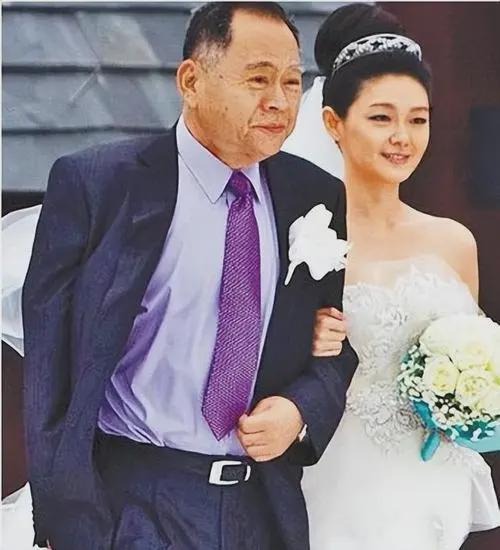 Cuộc chiến tài sản của Từ Hy Viên: Còn 2 nhân vật bí ẩn, quyền lực đang ở đâu?- Ảnh 2. Cuộc chiến tài sản của Từ Hy Viên: Còn 2 nhân vật bí ẩn, quyền lực đang ở đâu?- Ảnh 2.