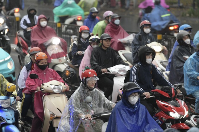 Miền Bắc rét cả tuần với mưa phùn nồm ẩm và Dự báo thời tiết đặc biệt - Ảnh 1.