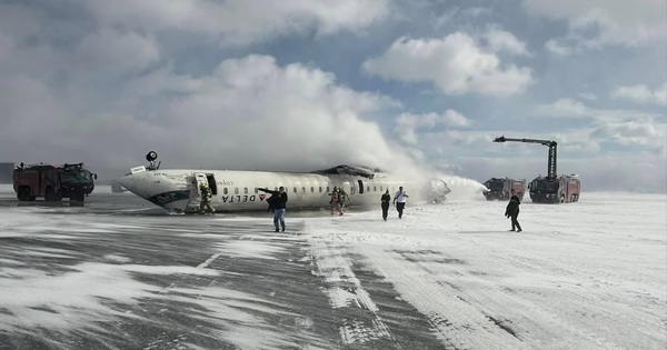 Trải nghiệm kinh hoàng: Bị ép ngồi bên xác chết suốt 4 giờ trên máy bay của hãng hàng không số 1 thế giới - Ảnh 2.