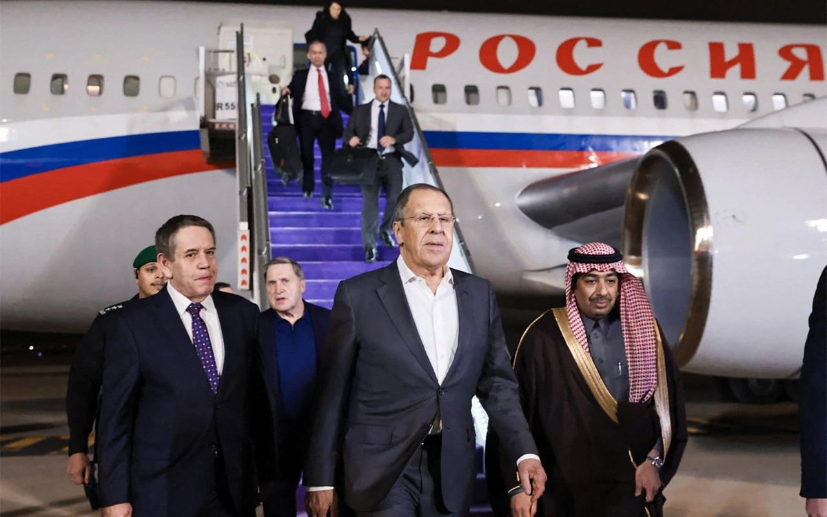 Hậu đàm phán Riyadh: Nga biến động lạ, "sắc đỏ" tràn ngập sau 20 phút - Hé lộ 1 đề xuất từ Mỹ bị gạt phắt - Ảnh 3.