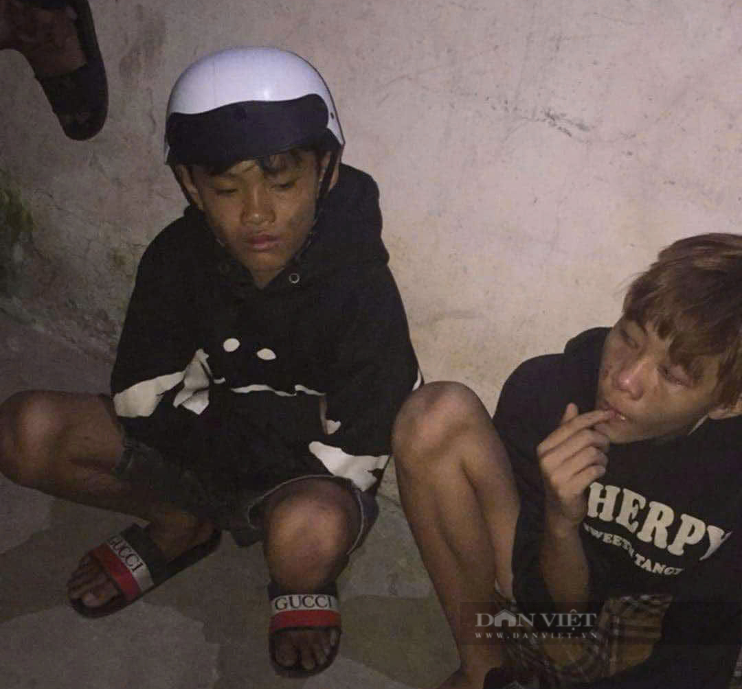 Vụ hai thanh ni&ecirc;n tấn c&ocirc;ng người đ&agrave;n &ocirc;ng tật nguyền ở Tiền Giang g&acirc;y bức x&uacute;c - Ảnh 1.