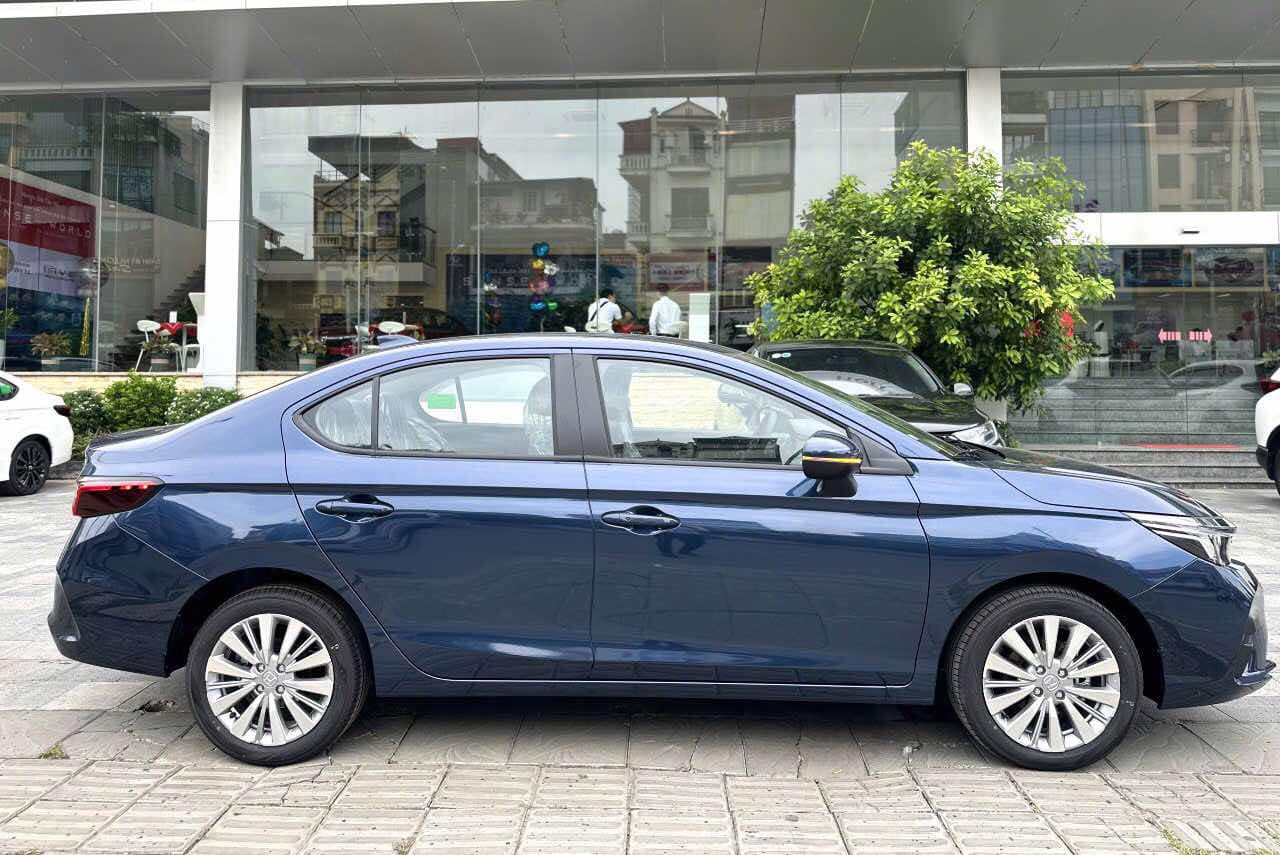 Honda City giảm giá tại đại lý: Rẻ nhất từ 509 triệu, hết bản ‘base’, có đủ ADAS cạnh tranh Vios - Ảnh 8.