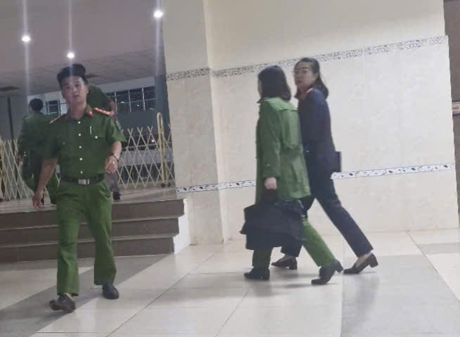 Bắt tạm giam Giám đốc Bệnh viện II Lâm Đồng vì sai phạm - Ảnh 1. Bắt tạm giam Giám đốc Bệnh viện II Lâm Đồng vì sai phạm - Ảnh 1.