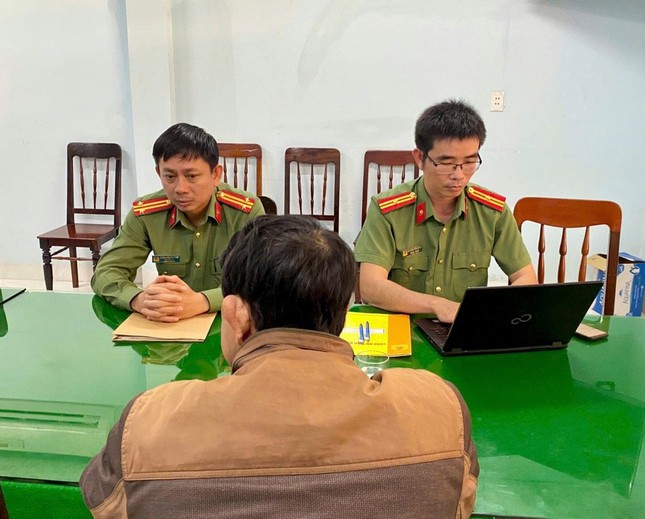 Xử phạt 7 , 5 triệu đồng vì chia sẻ thông tin xúc phạm Tổng Bí thư Tô Lâm - Ảnh 1.