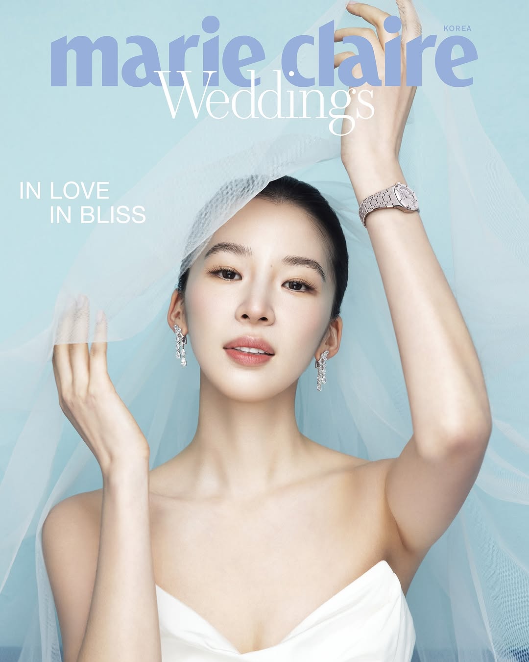 60.000 người phát sốt vì ảnh cưới của Irene: Visual “tuyệt đối điện ảnh”, cô dâu khoe lưng trần táo bạo chiếm spotlight- Ảnh 2. 60.000 người phát sốt vì ảnh cưới của Irene: Visual “tuyệt đối điện ảnh”, cô dâu khoe lưng trần táo bạo chiếm spotlight- Ảnh 2.