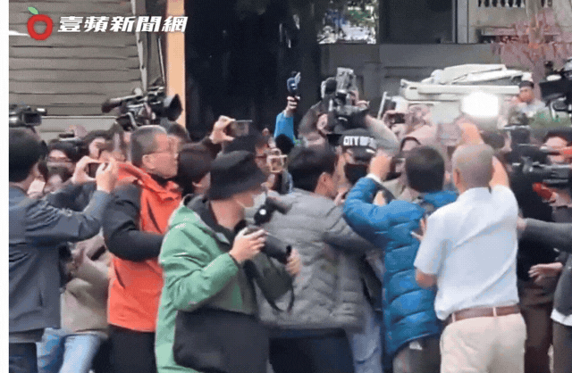 Diễn biến gây sốc vụ mỹ nam phim Thơ Ngây bị bắt cùng 10 người khác- Ảnh 3. Diễn biến gây sốc vụ mỹ nam phim Thơ Ngây bị bắt cùng 10 người khác- Ảnh 3.