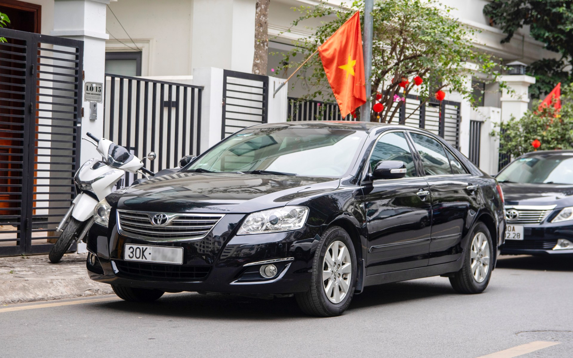 Dùng Toyota Camry 17 năm, 9X chia sẻ: ‘Sẽ dùng tới khi hỏng thì thôi nhưng không biết bao giờ mới hỏng!’- Ảnh 7. Dùng Toyota Camry 17 năm, 9X chia sẻ: ‘Sẽ dùng tới khi hỏng thì thôi nhưng không biết bao giờ mới hỏng!’- Ảnh 7.