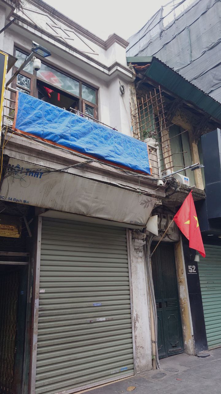 Chủ quán bún riêu bị tố bán 400k/bát buồn bã, hàng xóm động viên: “Lần sau rút kinh nghiệm, “quả đùa” này giá quá đắt!”- Ảnh 3. Chủ quán bún riêu bị tố bán 400k/bát buồn bã, hàng xóm động viên: “Lần sau rút kinh nghiệm, “quả đùa” này giá quá đắt!”- Ảnh 3.