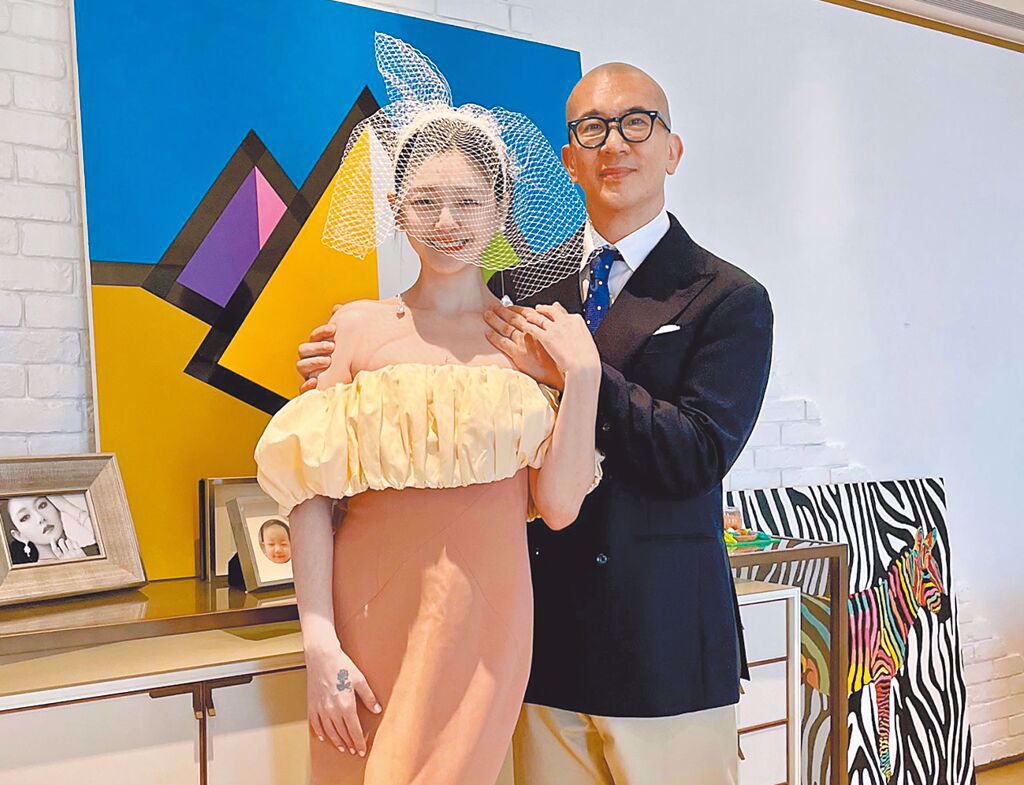 Nóng: Lễ thụ táng Từ Hy Viên bị hoãn đột ngột vì hành động này của chồng người Hàn- Ảnh 1. Nóng: Lễ thụ táng Từ Hy Viên bị hoãn đột ngột vì hành động này của chồng người Hàn- Ảnh 1.