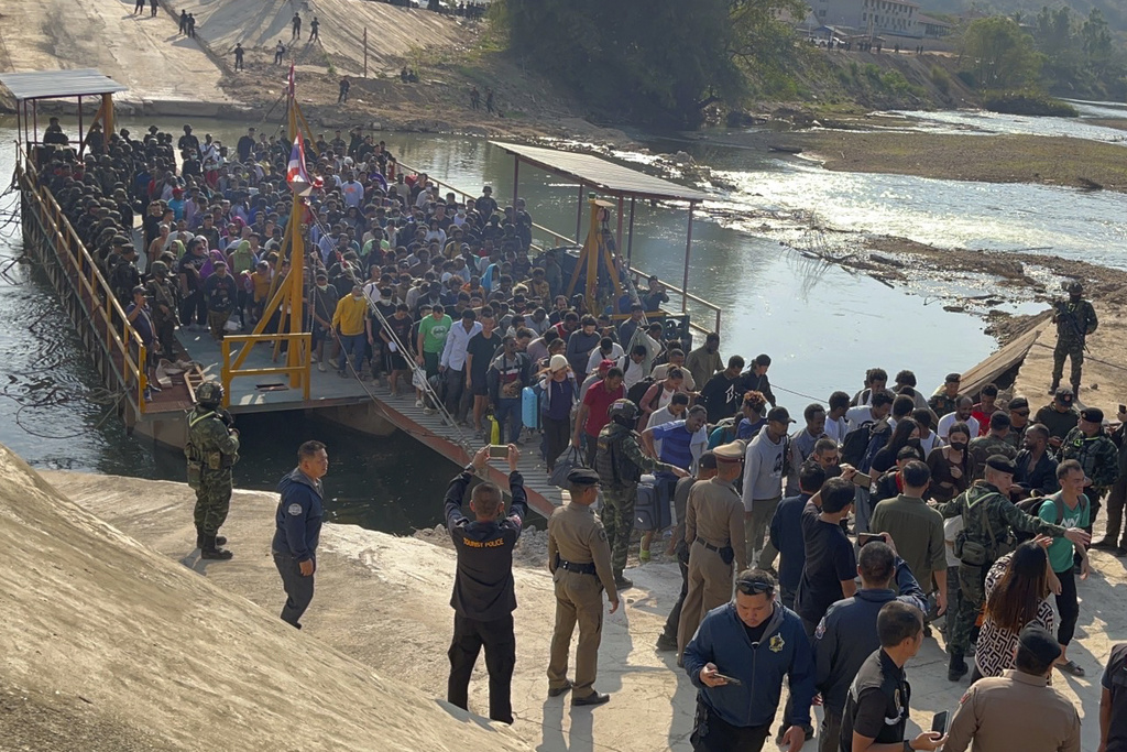 Nạn nhân lừa đảo ở biên giới Thái Lan-Myanmar kể lại ký ức bị cưỡng bức và tra tấn dã man - Ảnh 2. Nạn nhân lừa đảo ở biên giới Thái Lan-Myanmar kể lại ký ức bị cưỡng bức và tra tấn dã man - Ảnh 2.